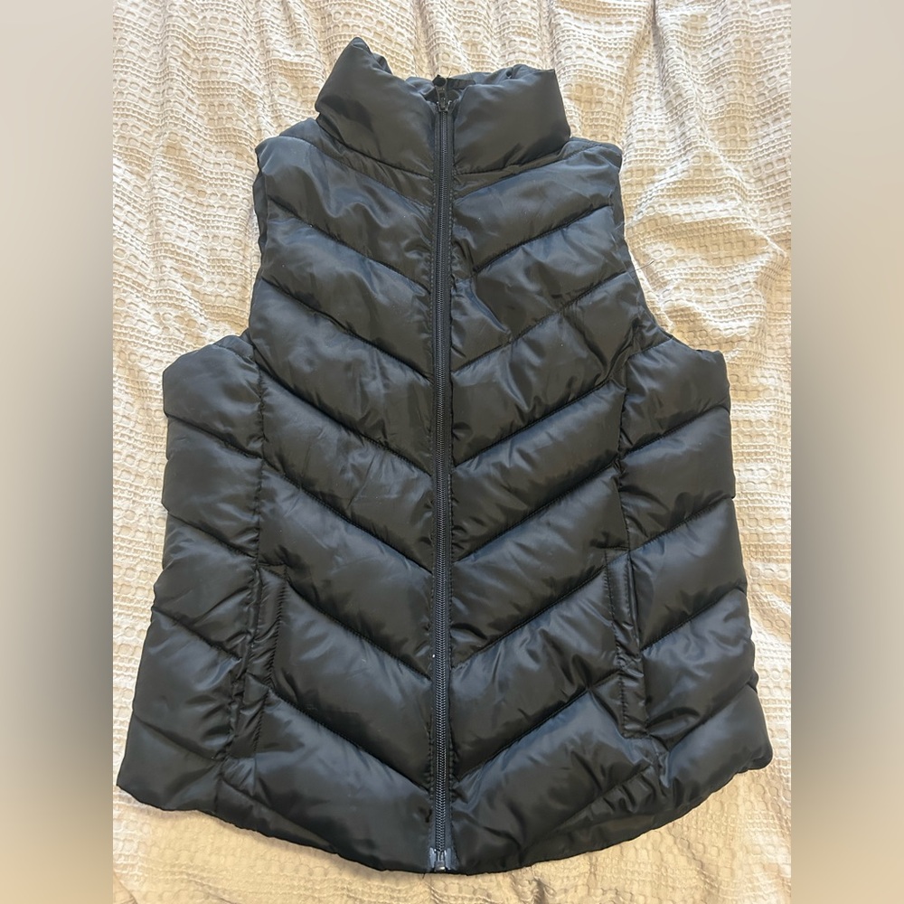 Black Quilted Puffer Vest - Sleeveless Zip Front